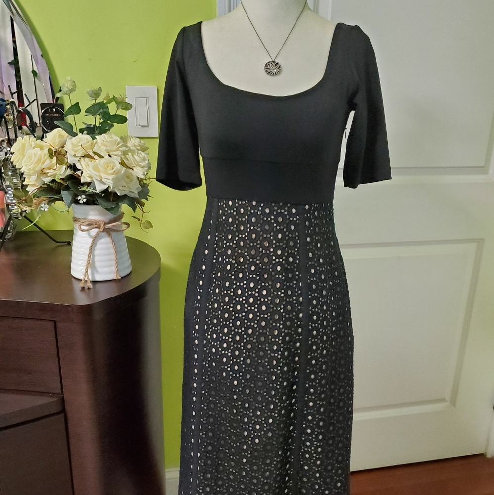 ♥️Susana Monaco very pretty high quality LBD♥️